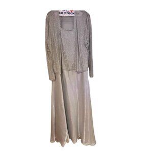 Cachet Evening Gown Size 16